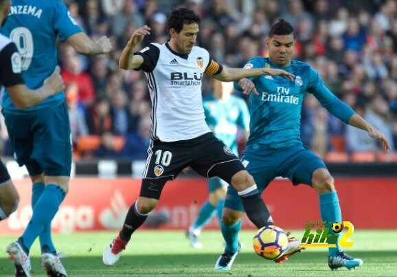 فيديو : كريستيانو يقود ريال مدريد لانهاء الشوط الأول متقدما