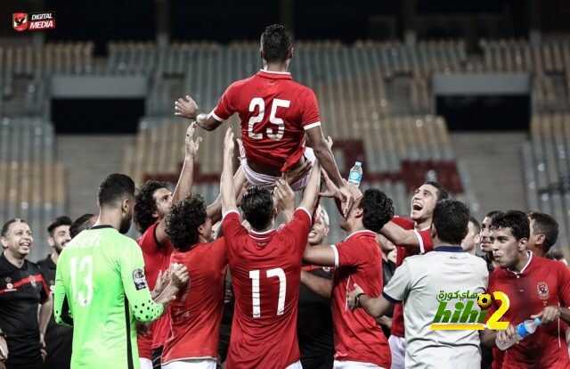 🔴 لاعب مصري في قائمة الأكثر تتويجاً بالبطولات