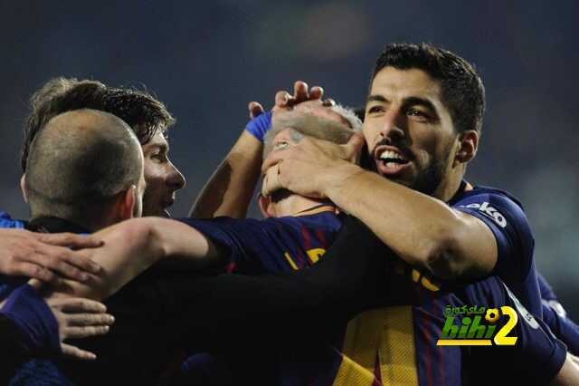 الميرور تشيد ببرشلونة