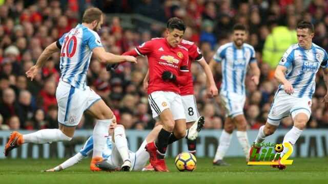 فيديو: اليكسيس سانشيز يقود مانشستر يونايتد لعبور هيديرسفيلد بثنائية