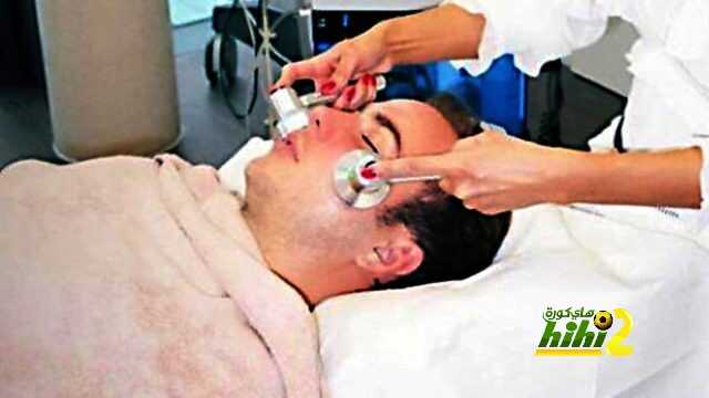 🔴 جوتزه يستعد للمباريات في صالون تجميل