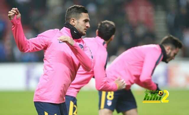 🔴  فترة الاحماء لفريق اتليتكو مدريد
