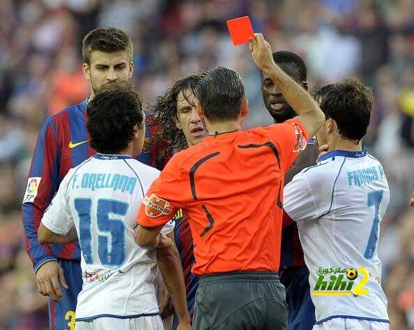 اوريلانا يطرد للمرة الثالثة امام برشلونة