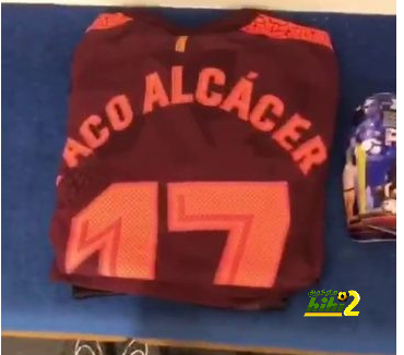 🔴 غُرفة ملابس برشلونة قبل اللقاء