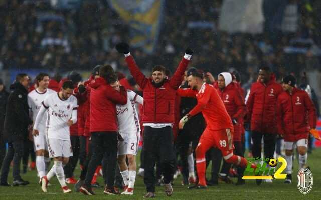 صورة : احتفال نجوم ميلان بالتأهل للنهائي