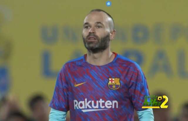 🔴 برشلونة بقميص الإحماء الجديد