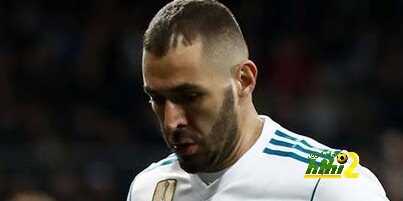 كم أسيست في مسيرة بنزيمة مع ريال مدريد ؟