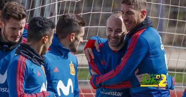 بيكيه يغيب عن مران منتخب إسبانيا