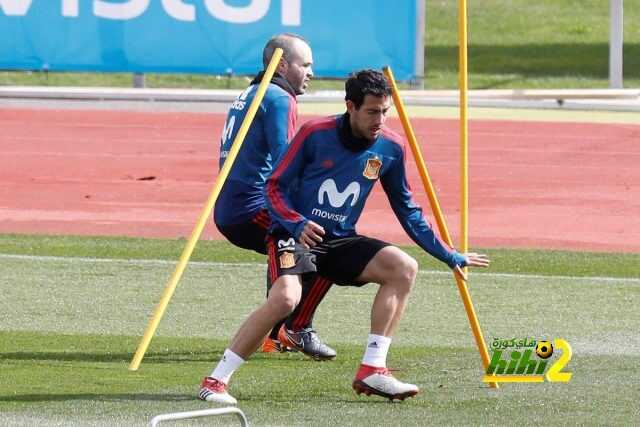 🔴 انيستا في تدريبات منتخب اسبانيا