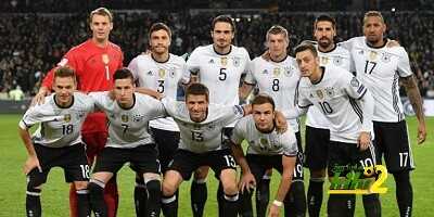 🔴 على غرار الثمانينات .. نجوم المنتخب الألماني يستعرضون قمصانهم بالمونديال