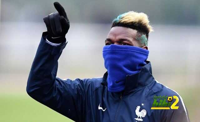جريزمان يدعم بوجبا في معاناته مع مورينيو