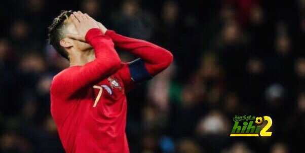 هناك منتخب وطني برتغالي إسمه كريستيانو رونالدو وهناك لاعبين يركضون حوله!
