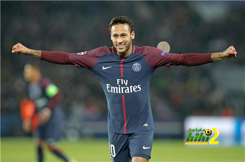 نيمار يحتفل بتتويج باريس بالدورى الفرنسي