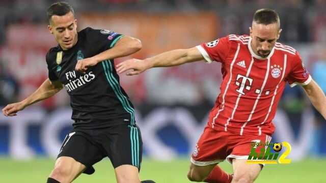 🔴 فاسكيز تكيف مع مركز الظهير الأيمن