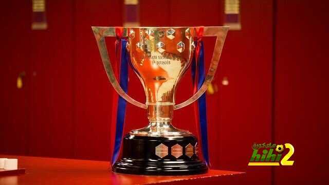 برشلونة يكرر مافعله في 1997/98