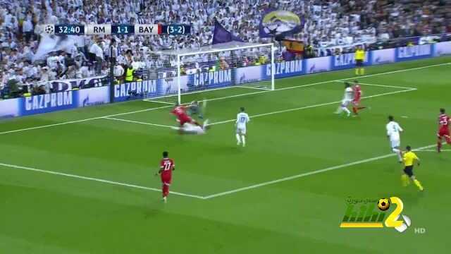 فرصتين متتاليتين لبايرن ونافاس يتصدى