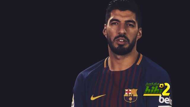 سواريز : أتمني اللعب مع رونالدينهو حتى لو لدقيقتين   