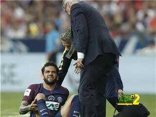 دانى ألفيس مهدد بالغياب عن مونديال روسيا