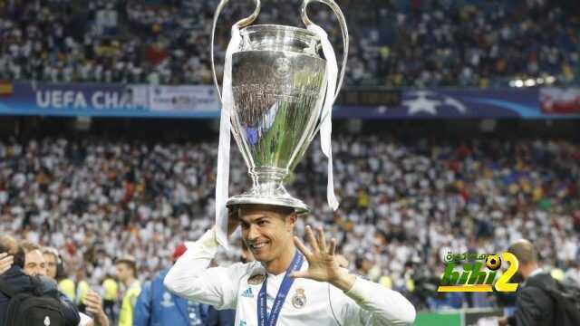 رونالدو يتفوق على برشلونة دوليا واوروبيا