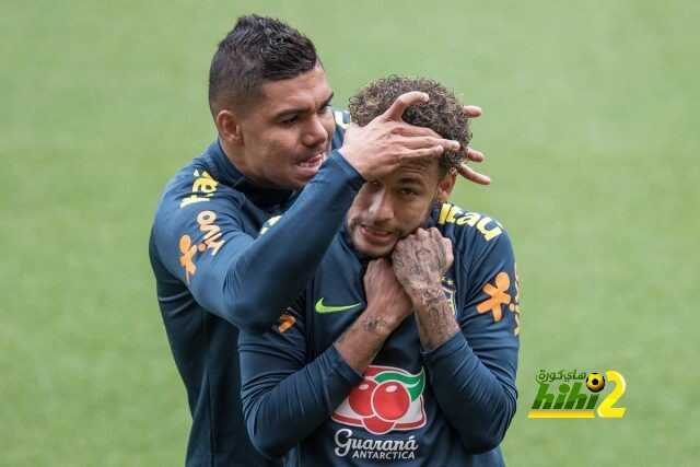 🔴 كاسيميرو يمازح نيمار في تدريبات منتخب البرازيل