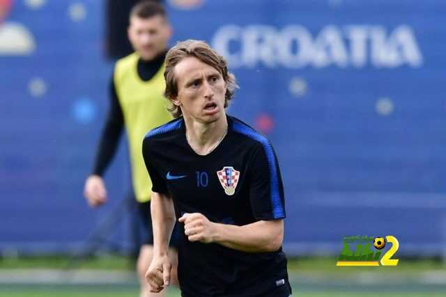 🔴 صور :  لوكا مودريتش في تدريبات منتخب كرواتيا