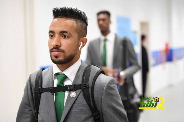 صور : وصول المنتخب السعودي لملعب المباراة