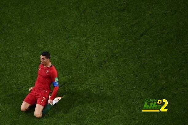 الصحفي الارجنتيني انخيل يفتح النار على ميسي بعد الهاترك
