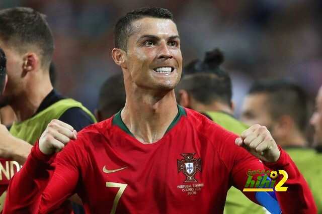 الصحف البرتغالية تشيد برونالدو