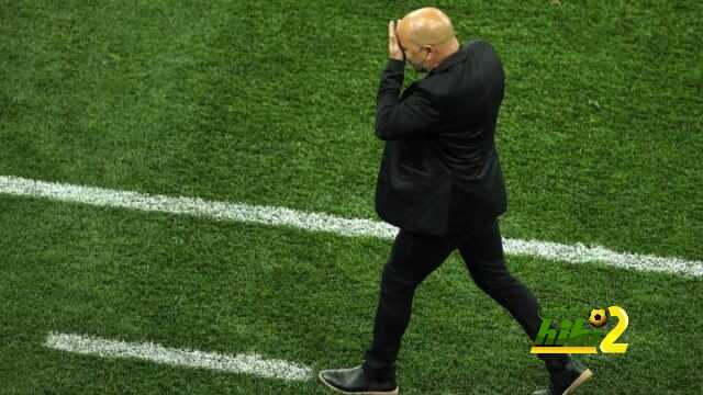 سامباولي ينسف كل لاعبي المنتخب الأرجنتيني من أجل ميسي … هل هذا مدرب …؟!