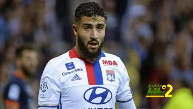 نبيل فقير يطلب من رئيس ليون اللعب لـ ليفربول