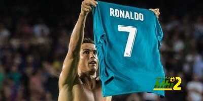 🔴 بالفيديو .. جماهير ريال مدريد تبعث بتحية عسكرية لكريستيانو رونالدو