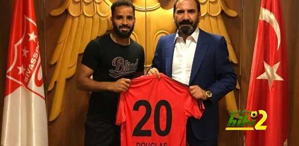🔴 دوغلاس سيرتدي الرقم 20 مع سيفاس سبور التركي