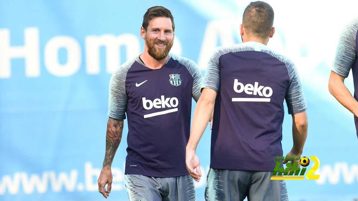 🔴  صور من أول تدريب لميسي هذا الموسم   استعدادا للموسم الجديد
