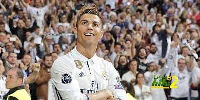أغلى تشكيلة في تاريخ كرة القدم …ريال مدريد غير موجود !