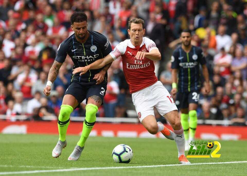 لاعب ارسنال يتمنى تتويج يوفنتوس بدورى الأبطال