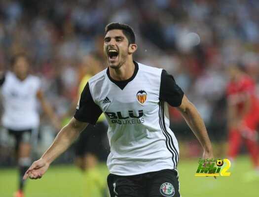 فالنسيا يضم جويديس لقائمته لمباراة بيتيس
