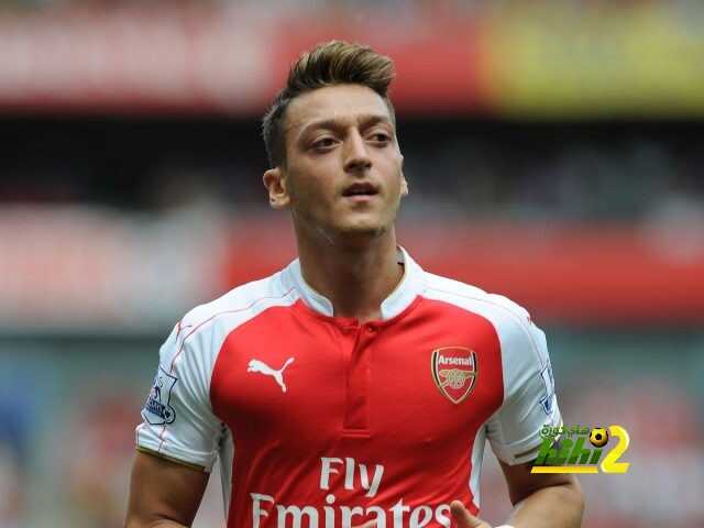 اوزيل يواصل التألق امام نيوكاسل