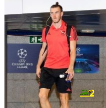 🔴  بالصور : بعثة ريال مدريد تصل  الي سانتياغو برنابيو