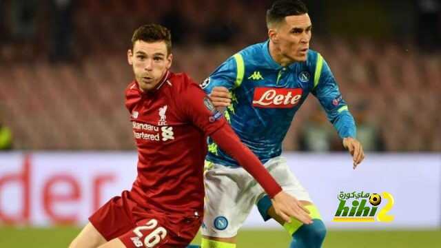 ليفربول ونابولي بدون أهداف في الشوط الأول