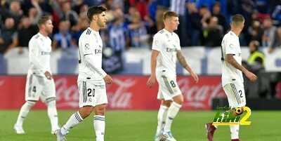 🔴 بالفيديو.. لاعبو ريال مدريد يكتفون بالصمت بعد هدف ألافيس