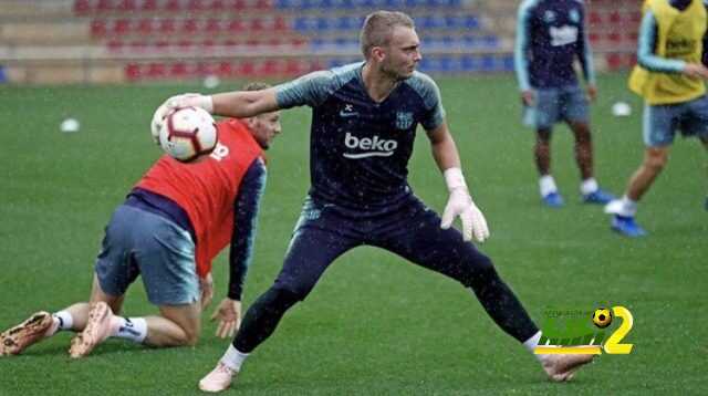 🔴 سيليسين : العودة الي برشلونة
