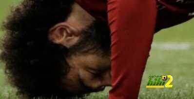 محمد صلاح …عاد الساجد من جديد !