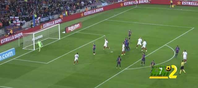 كوتينهو يفتتح التسجيل مبكرا لبرشلونة