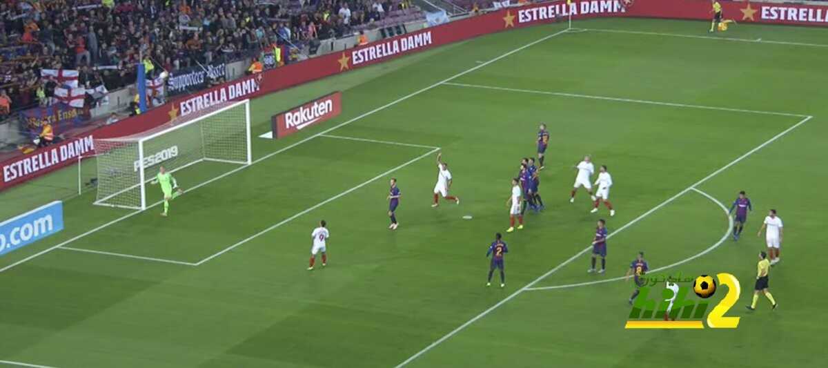 كوتينهو يفتتح التسجيل مبكرا لبرشلونة
