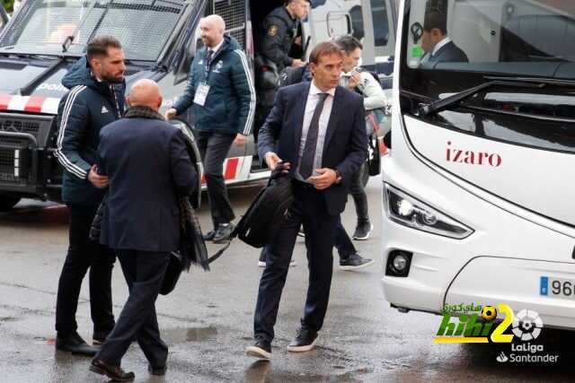 🔴  بالصور : لحظة وصول لاعبي ريال مدريد الي الكامب نو