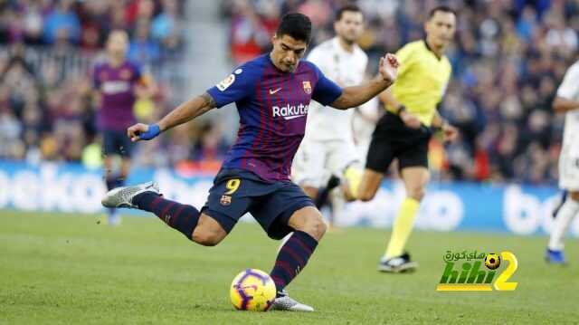 سواريز .. أول برشلوني يفعلها منذ 41