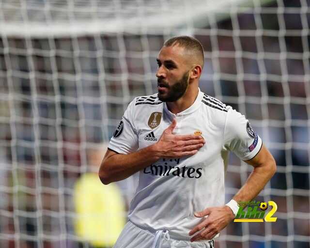 بينزيما .. أول من يفعلها من لاعبي الليغا