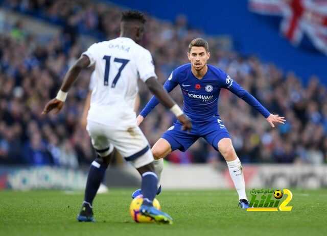إيفرتون يفرض التعادل السلبي على تشيلسي في الشوط الأول