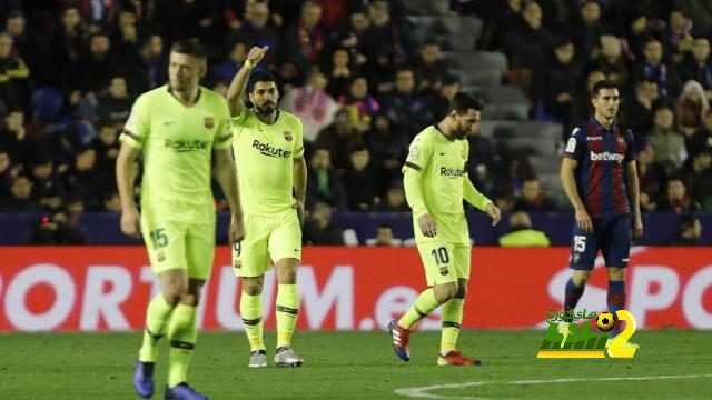 فيديو : سواريز وميسي يقودا برشلونة لإنهاء الشوط الأول متقدما