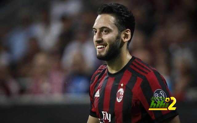 تشالهان أوغلو على قائمة الراحلين عن الميلان فى يناير